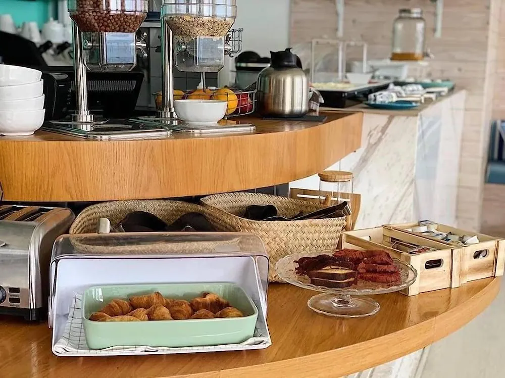 Costantiana Beach Hotel Apartments Larnaca Cyprus