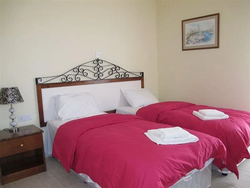 Aparthotel Costantiana Beach Hotel Apartments Larnaca