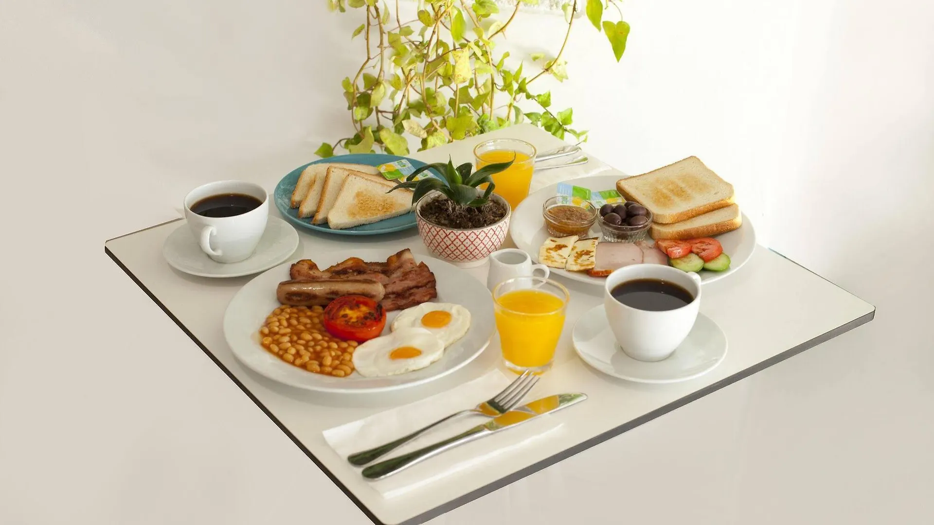 Costantiana Beach Hotel Apartments Larnaca Aparthotel
