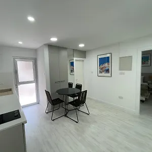 Ξενοδοχείο με διαμερίσματα Levante